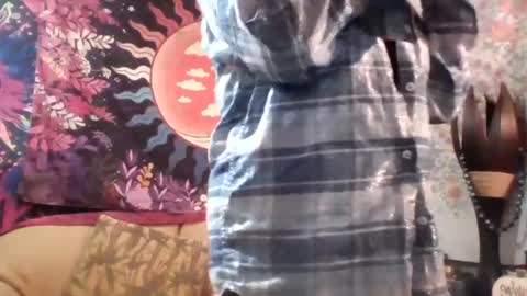 Snapshot of asianwyldchyld chatting on October 2025 03:06:01 AM asianwyldchyld online show from October 2025 03:06:01 AM