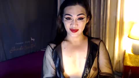 Snapshot of asiasfantasy chatting on January 2025 06:10:01 PM NEL online show from January 2025 06:10:01 PM