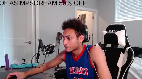 Snapshot of asimpsdream chatting on November 2025 03:52:02 PM asimpsdream online show from November 2025 03:52:02 PM