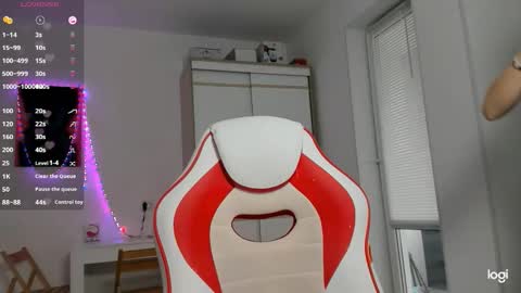 Caroline online show from March 2026 01:15:01 PM