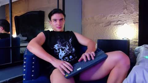 Snapshot of aslanfox_ chatting on June 2026 06:52:02 AM Aslan online show from June 2026 06:52:02 AM