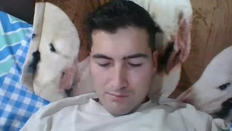 Antonio online show from January 2025 05:47:02 AM