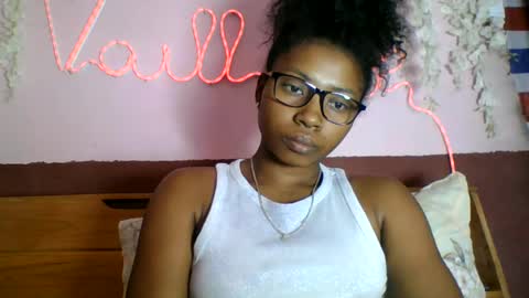 asmiraa online show from June 2026 07:12:01 PM
