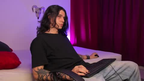 asmodeuszz online show from February 2025 03:36:01 AM