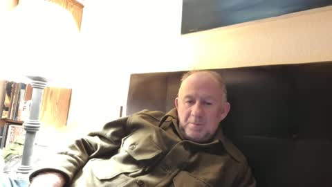 Snapshot of aspenleaf chatting on January 2025 04:33:02 AM aspenleaf online show from January 2025 04:33:02 AM