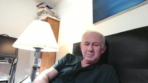 Snapshot of aspenleaf chatting on January 2025 02:04:02 AM aspenleaf online show from January 2025 02:04:02 AM