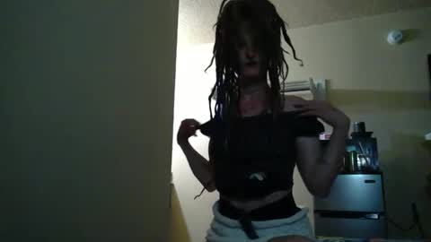 Snapshot of aspiringturtlegirl chatting on November 2025 06:22:01 AM aspiringturtlegirl online show from November 2025 06:22:01 AM