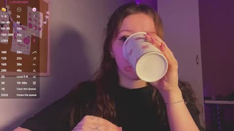 Camilla 3 online show from December 2025 10:57:02 AM