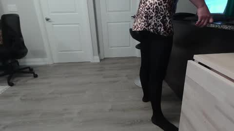 Snapshot of assloveman25 chatting on December 2024 07:26:02 PM Linda online show from December 2024 07:26:02 PM