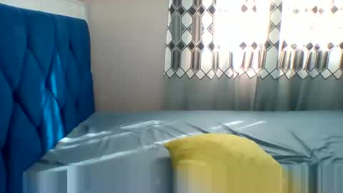 Snapshot of assqueen4 chatting on May 2026 05:58:01 AM FLORAH DANIEL online show from May 2026 05:58:01 AM