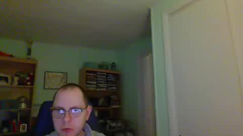 Andrew or Smiley Read the message in bold above the bio design for info on the situation. online show from March 2025 02:27:02 AM