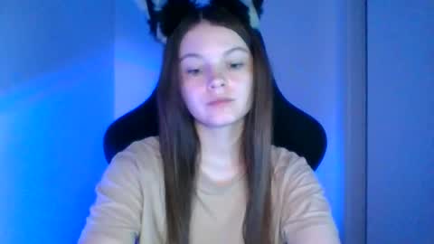 Snapshot of astradream_ chatting on September 2025 05:17:01 PM astradream_ online show from September 2025 05:17:01 PM