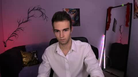 astren online show from November 2025 08:19:02 PM