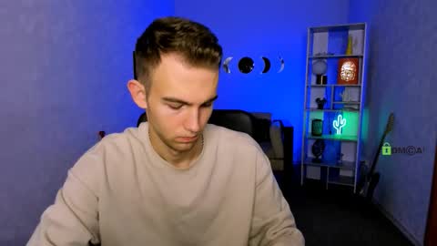 astren online show from December 2025 06:41:02 AM