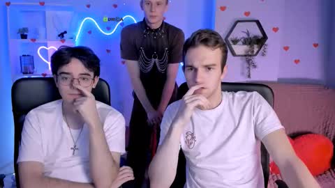 astren online show from February 2026 08:27:01 PM