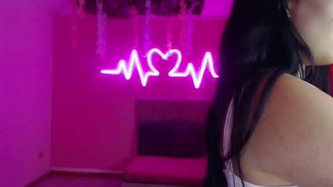 Astrid online show from February 2026 10:06:01 PM