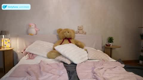 Astrid online show from May 2026 02:56:02 PM