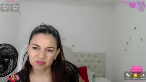 Snapshot of astrolover_ chatting on October 2025 02:12:02 AM camila online show from October 2025 02:12:02 AM