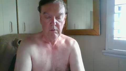 astute008 online show from February 2026 08:18:01 PM