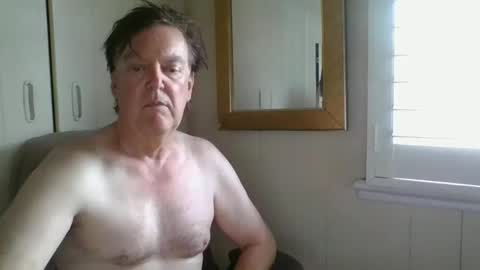 astute008 online show from February 2026 06:52:02 AM