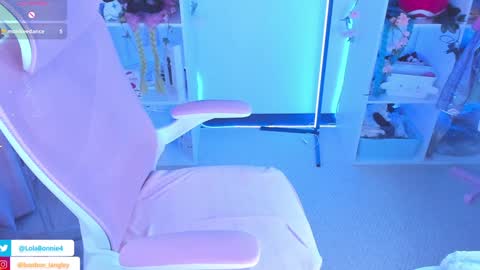 Bonnie online show from February 2025 09:18:01 PM