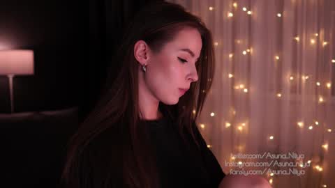 Asuna Niiya - online show from December 2024 09:09:02 PM