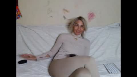 AsyaLu online show from October 2025 12:12:02 PM