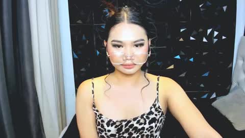 atashakendall online show from May 2026 05:45:02 AM