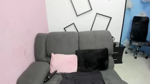 atena_glow_ online show from February 2026 02:52:02 AM