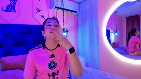 Snapshot of atenea_cute21 chatting on January 2025 06:41:01 AM Athenea online show from January 2025 06:41:01 AM