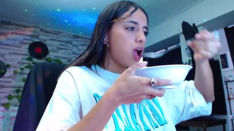 Atenea online show from January 2025 02:06:01 PM