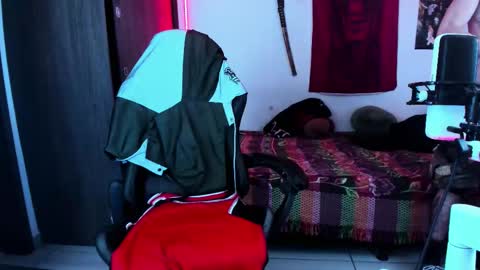 athenauwu online show from November 2025 05:44:01 AM