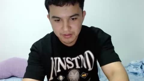 Robin online show from November 2025 02:10:02 AM