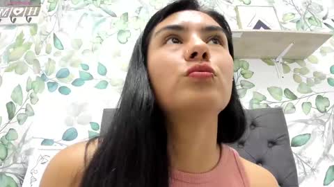 Atilana Diaz online show from October 2025 04:36:02 PM