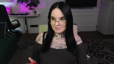 online every day between 10am-23pm online show from April 2026 06:18:01 AM