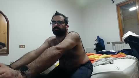 Snapshot of attila85 chatting on October 2025 09:44:01 PM Bleakw85 online show from October 2025 09:44:01 PM