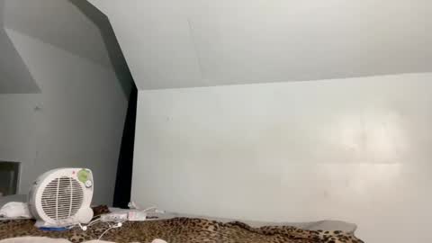 aunyxxx online show from March 2025 01:56:01 AM