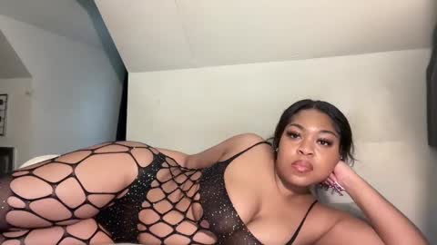 aunyxxx online show from October 2025 01:53:02 PM