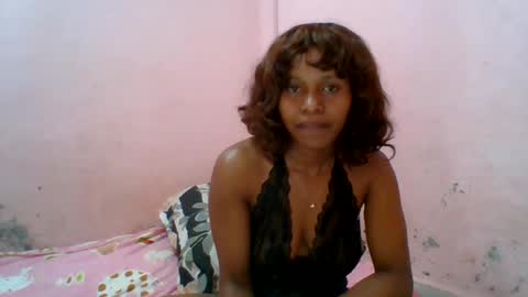 Snapshot of aurelia107 chatting on July 2026 04:19:01 AM aurelia107 online show from July 2026 04:19:01 AM
