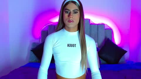 aurimel valentina online show from January 2026 12:31:02 PM