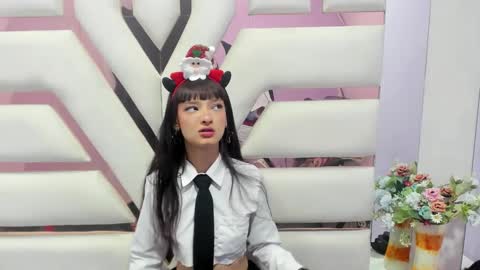 aurora online show from December 2024 06:42:02 PM