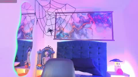 Snapshot of aurora_bellmont chatting on November 2025 04:36:01 AM Aurora online show from November 2025 04:36:01 AM