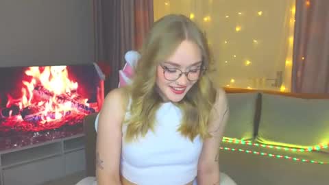 Kate online show from January 2025 04:16:02 PM