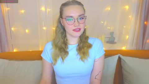 Kate online show from February 2025 06:53:01 PM