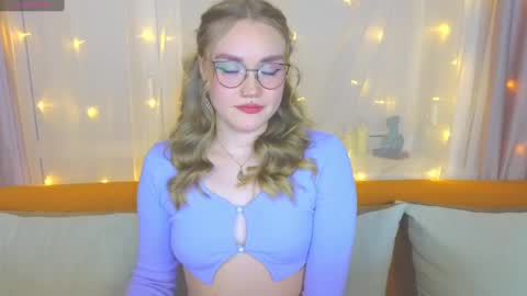 Kate online show from February 2025 04:21:01 PM