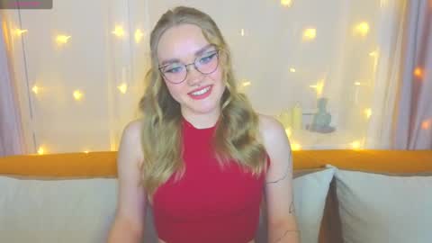 Kate online show from February 2025 07:35:02 PM