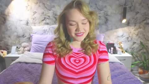 Kate online show from November 2025 04:40:01 PM