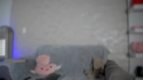 Snapshot of aurora_monroe_ chatting on February 2026 03:05:02 PM Aurora online show from February 2026 03:05:02 PM