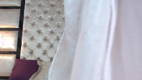 aurora_rossii online show from January 2025 12:31:01 AM