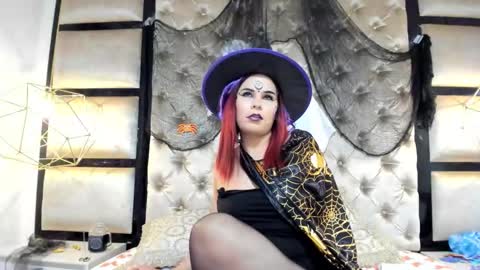 aurora_rossii online show from October 2025 05:08:01 AM